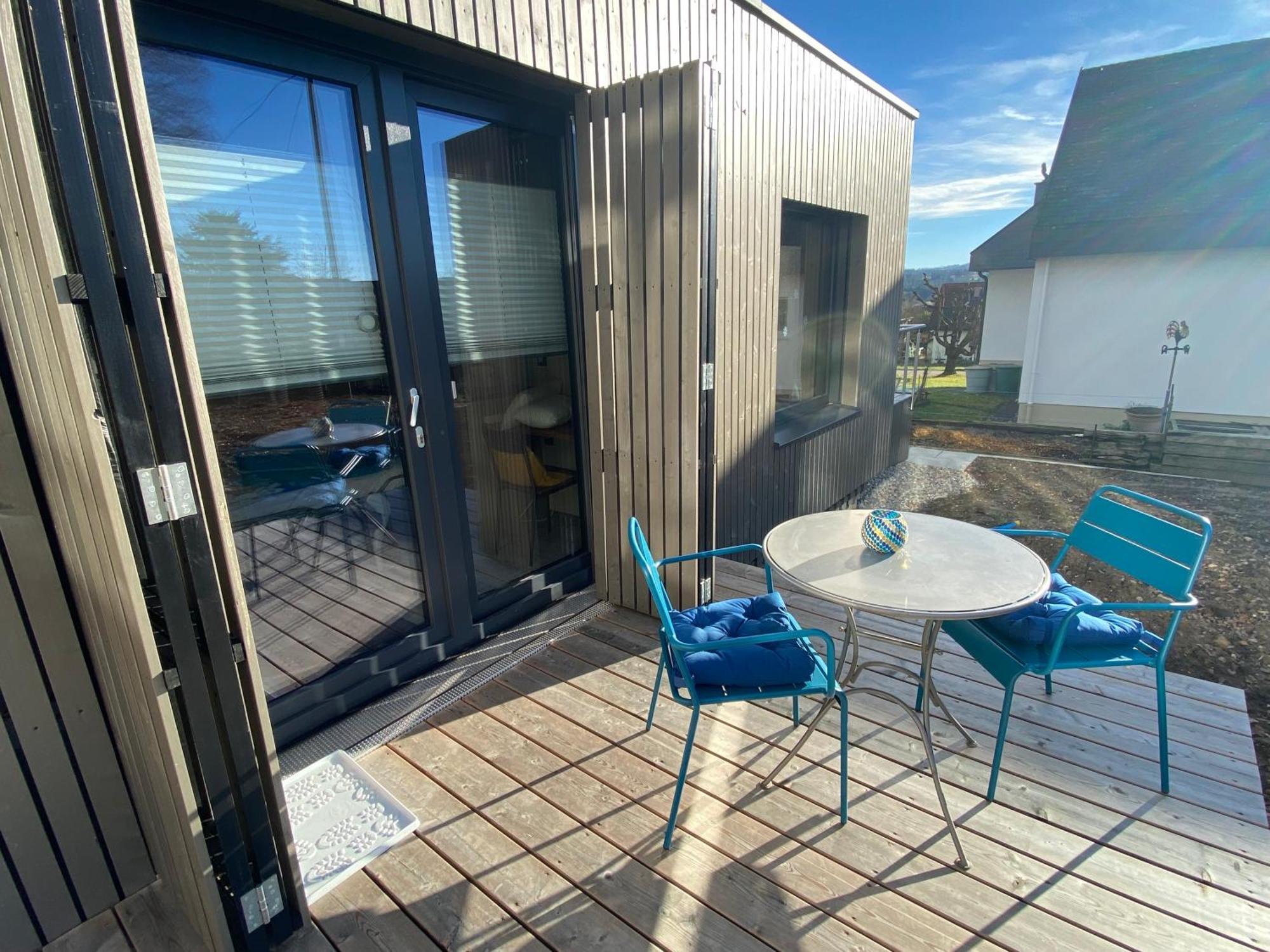 Auf Wolke 7 - Gaeste-Studio Im Mini House In Ch-4556 Aeschi So Exterior foto